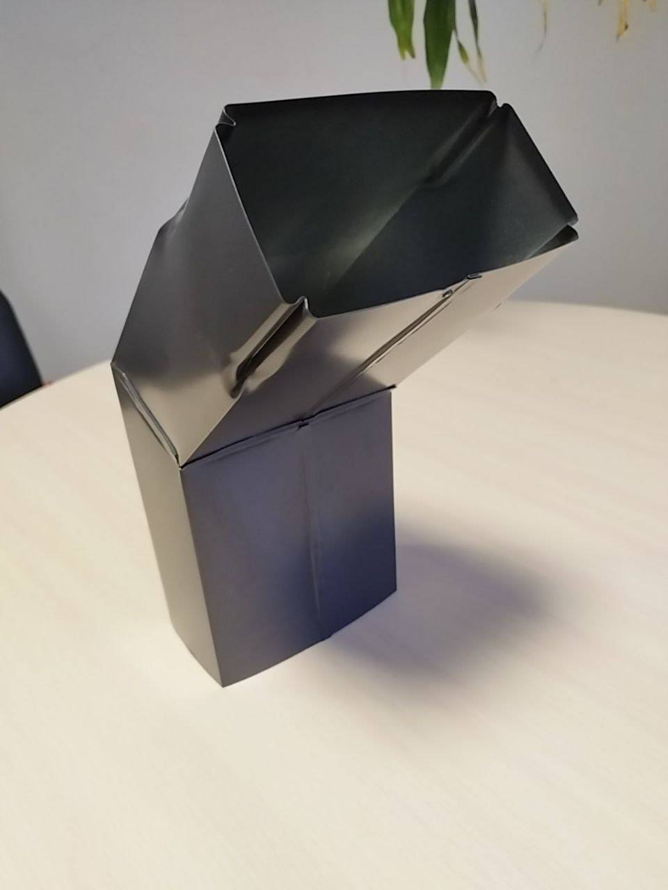 Колено трубы прямоугольное 100х100 мм RAL 9002 из оцинкованной стали